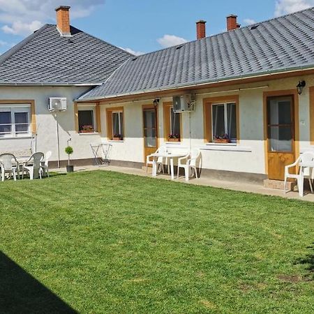 Rozika Apartman Ii. Hajdúszoboszló Zewnętrze zdjęcie