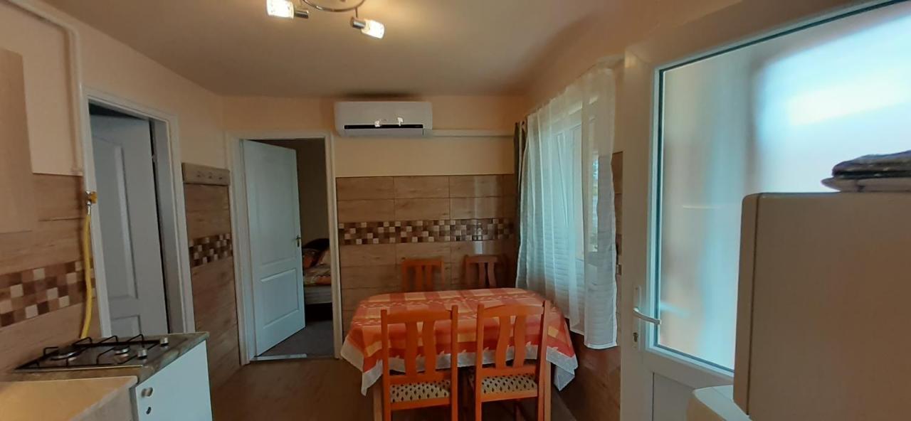 Rozika Apartman Ii. Hajdúszoboszló Zewnętrze zdjęcie